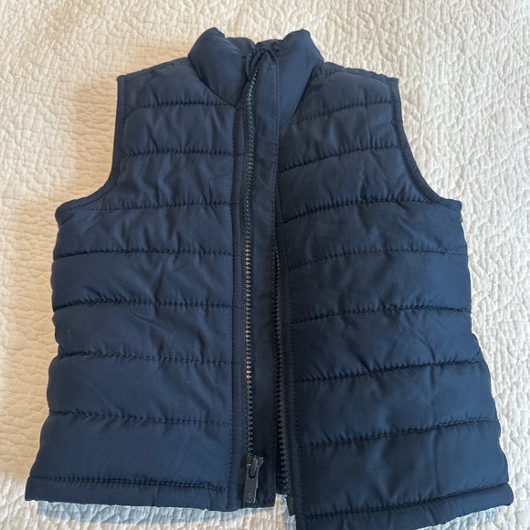 Old Navy Quilted Puffer Vest - Picture 1 of 3